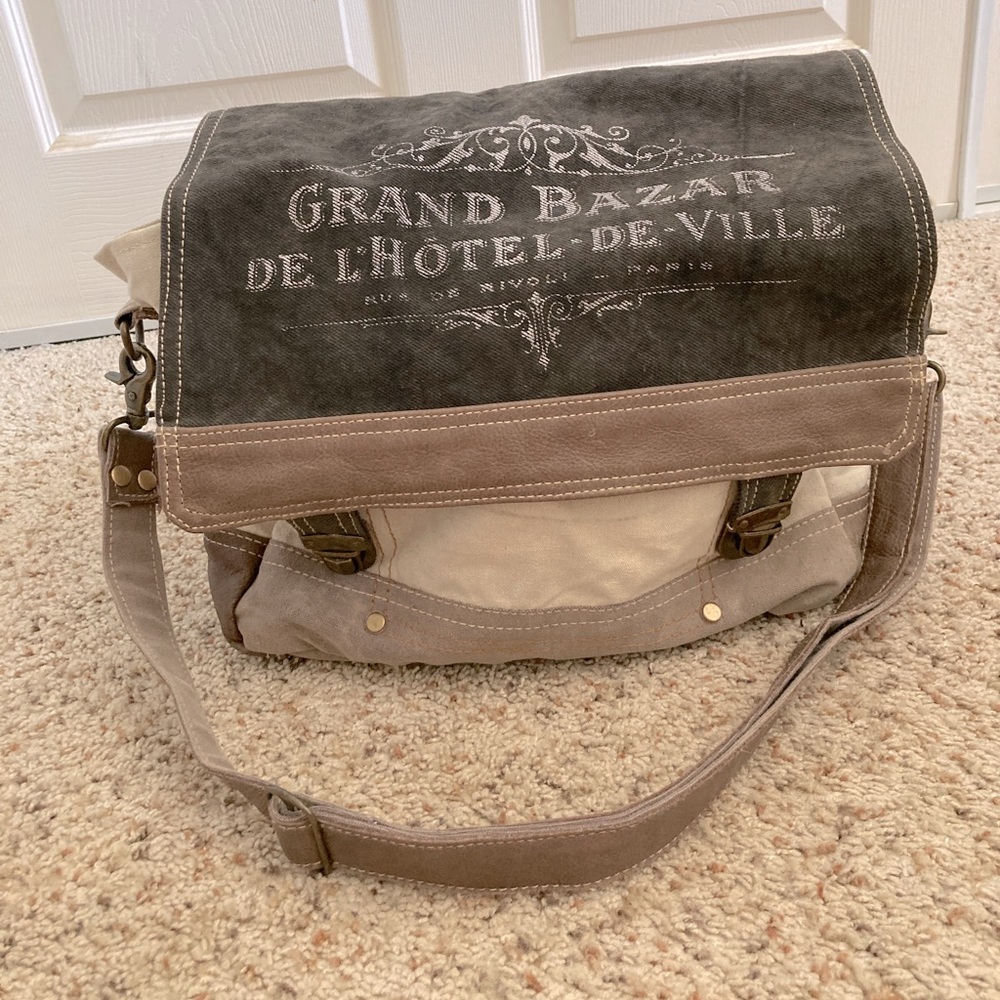 Canvas handbag